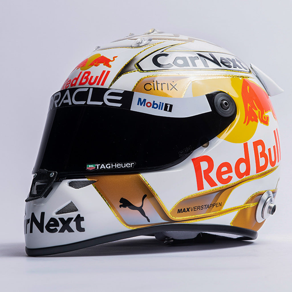 Max Verstappen 2022 - Scale 1:1 – Pantheon Garage
