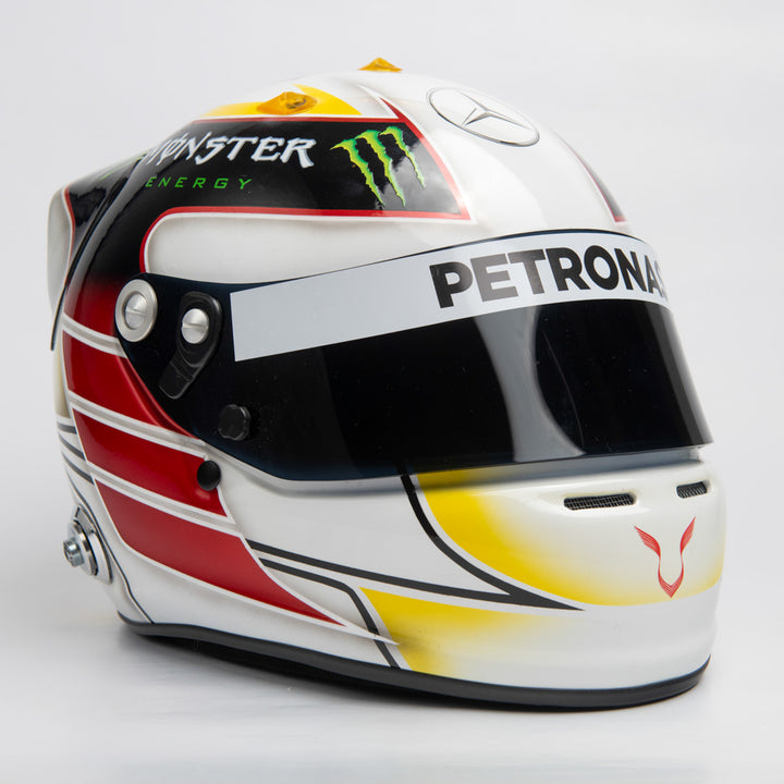 Lewis Hamilton 2014 Champion - Scale 1:1