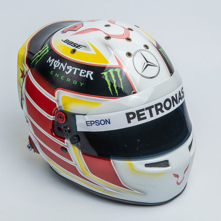 Lewis Hamilton 2016 - Scale 1:1