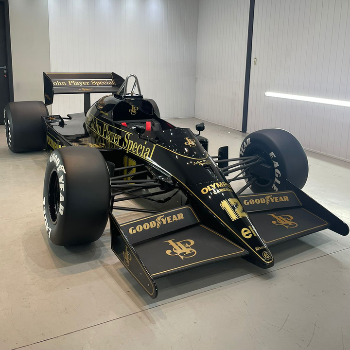 Lotus 98T Replica - 1986 Size 1:1