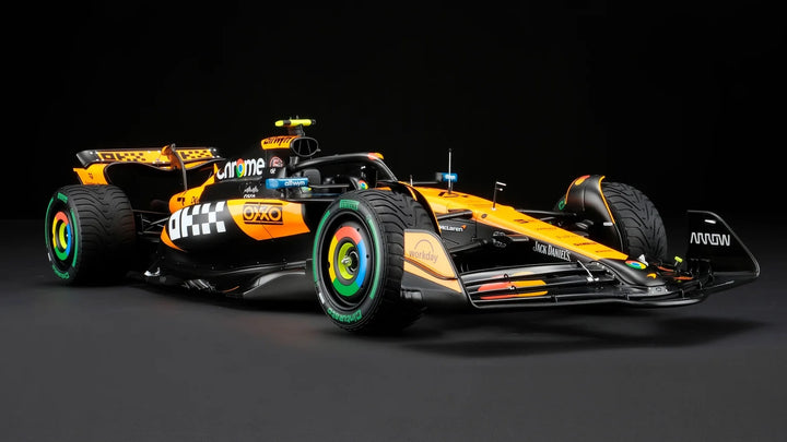 MCLAREN MCL39 - 2025 AUSTRALIAN GRAND PRIX WINNER - LANDO NORRIS - 1:8 SCALE