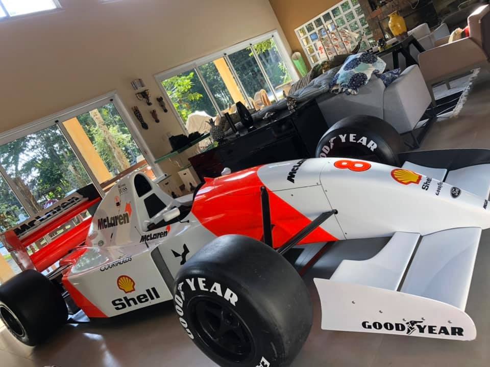 MP4-8 Tribute - Size 1:1