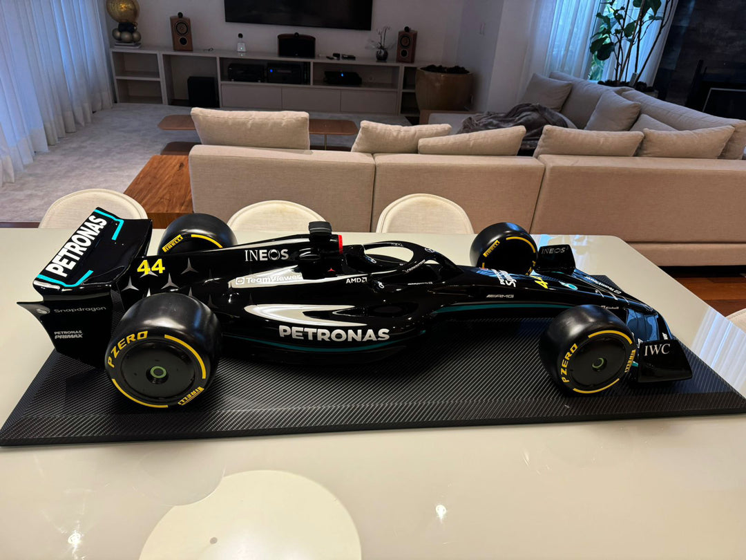 W14 Tribute - Size 1:4